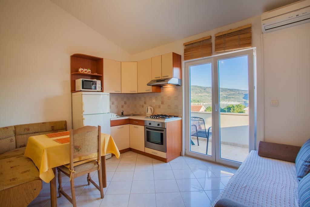 Apartments Tatjana Cres Extérieur photo